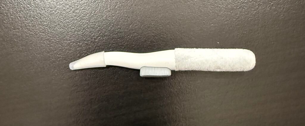 AirPods Cleaning Tool
